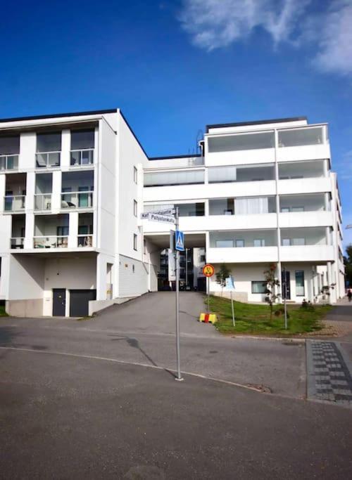2 Hengen Unikkosuite Рованиеми Экстерьер фото